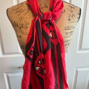 GUC Vintage Scarf in Red, Black & White. Unbranded